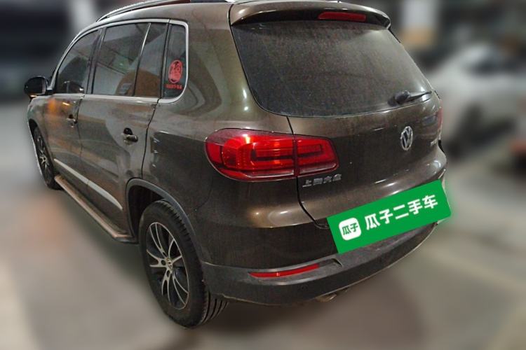 Used Volkswagen Tiguan 2015 1.8TSI Automatic Two-Wheel Drive Luxury Model Rear Left 45 Deg