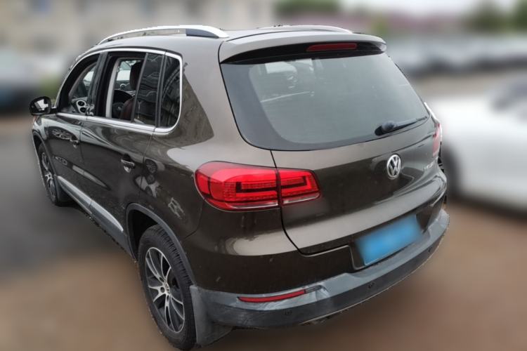 Used Volkswagen Tiguan 2015 1.8TSI Automatic Two-Wheel Drive Luxury Model Rear Left 45 Deg
