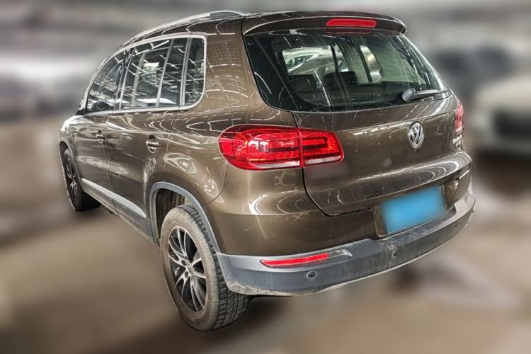 Used Volkswagen Tiguan 2015 1.8TSI Automatic Two-Wheel Drive Luxury Model Rear Left 45 Deg