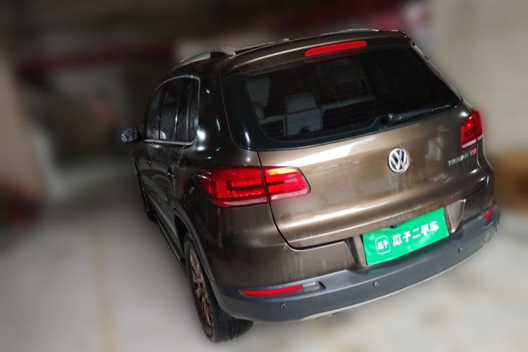 Used Volkswagen Tiguan 2015 1.8TSI Automatic Two-Wheel Drive Luxury Model Rear Left 45 Deg