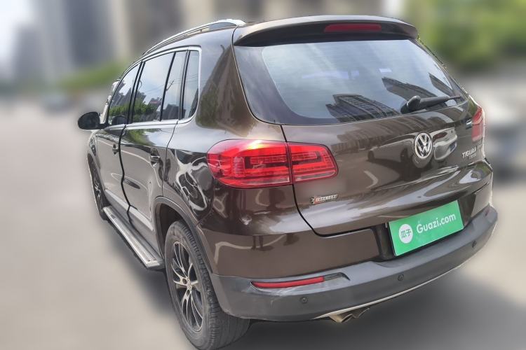 Used Volkswagen Tiguan 2015 1.8TSI Automatic Two-Wheel Drive Luxury Model Rear Left 45 Deg
