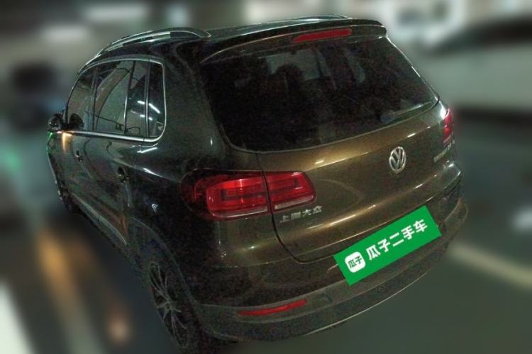 Used Volkswagen Tiguan 2015 1.8TSI Automatic Two-Wheel Drive Luxury Model Rear Left 45 Deg