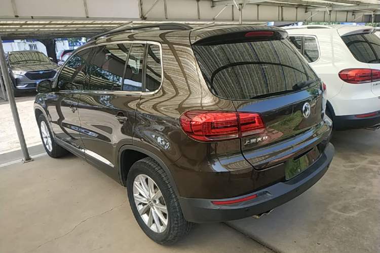 Used Volkswagen Tiguan 2015 1.8TSI Automatic Two-Wheel Drive Comfort Edition Rear Left 45 Deg