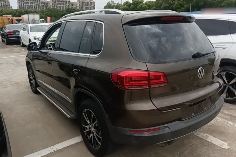 Used Volkswagen Tiguan 2015 1.8TSI Automatic Two-Wheel Drive Luxury Model Rear Left 45 Deg