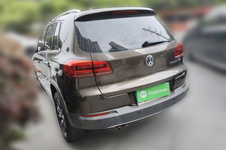 Used Volkswagen Tiguan 2015 1.8TSI Automatic Two-Wheel Drive Luxury Model Rear Left 45 Deg