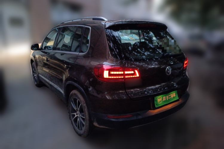 Used Volkswagen Tiguan 2015 1.8TSI Automatic Two-Wheel Drive Luxury Model Rear Left 45 Deg