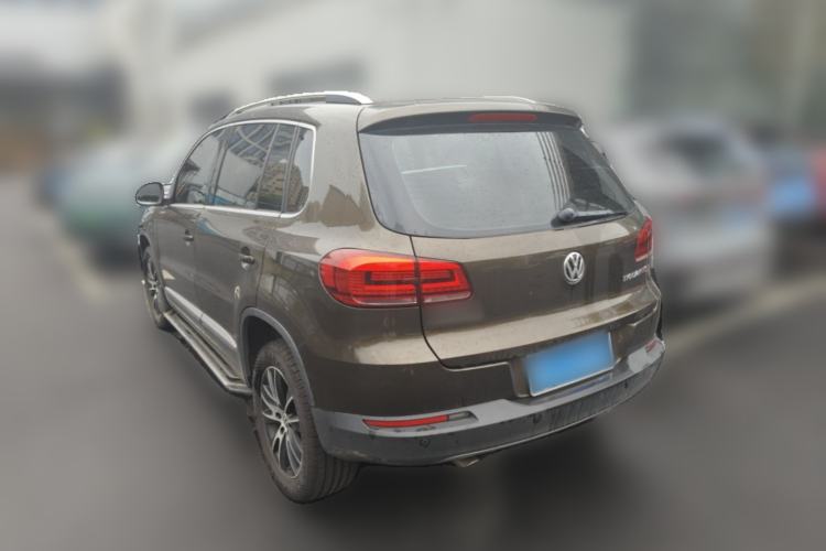 Used Volkswagen Tiguan 2015 1.8TSI Automatic Two-Wheel Drive Luxury Model Rear Left 45 Deg