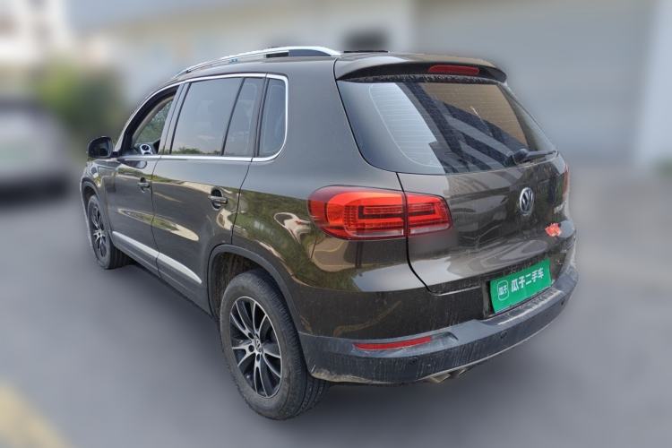 Used Volkswagen Tiguan 2015 1.8TSI Automatic Two-Wheel Drive Luxury Model Rear Left 45 Deg