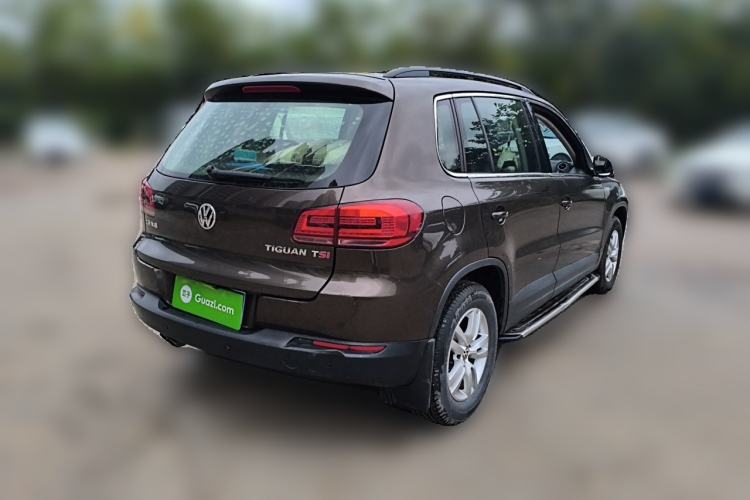 Used Volkswagen Tiguan 2015 1.8TSI Automatic Two-Wheel Drive Trend Edition Rear Right 45 Deg