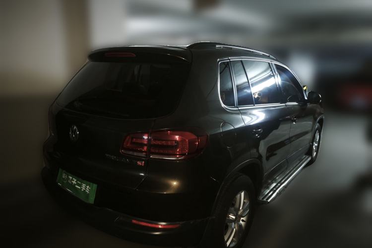 Used Volkswagen Tiguan 2015 1.8TSI Manual Two-Wheel Drive Fashion Edition Rear Right 45 Deg