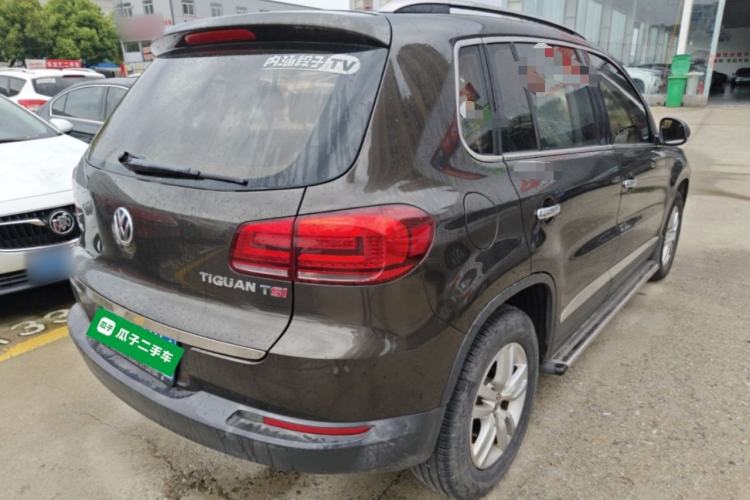 Used Volkswagen Tiguan 2015 1.8TSI Automatic Two-Wheel Drive Trend Edition Rear Right 45 Deg
