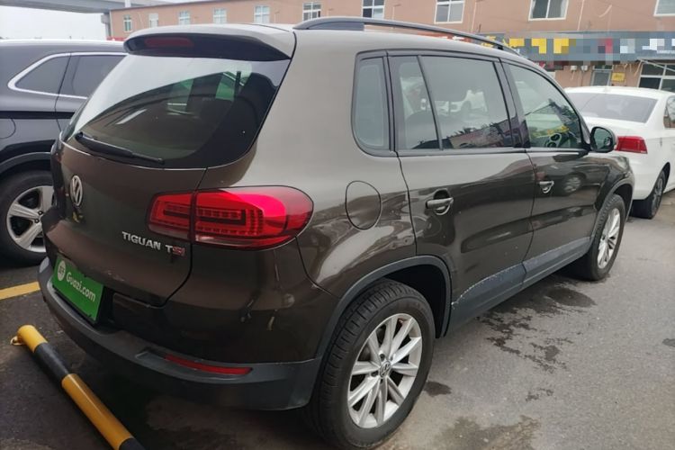 Used Volkswagen Tiguan 2015 1.8TSI Automatic Two-Wheel Drive Comfort Edition Rear Right 45 Deg