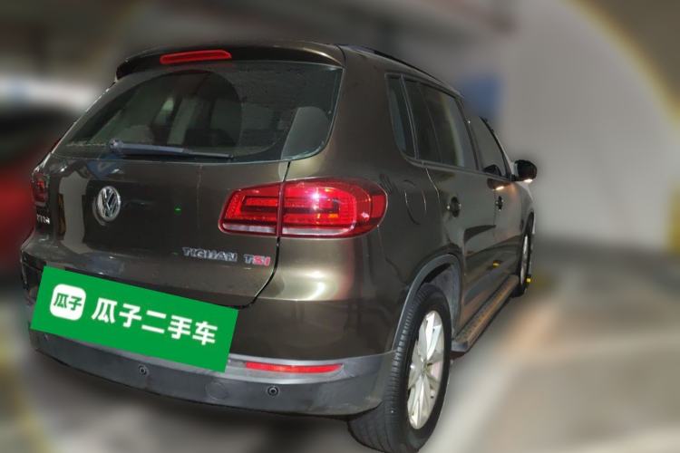 Used Volkswagen Tiguan 2015 1.8TSI Automatic Two-Wheel Drive Comfort Edition Rear Right 45 Deg