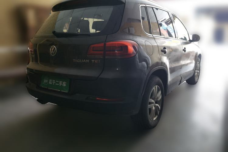Used Volkswagen Tiguan 2015 1.8TSI Automatic Two-Wheel Drive Trend Edition Rear Right 45 Deg