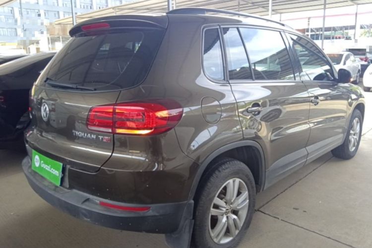 Used Volkswagen Tiguan 2015 1.8TSI Automatic Two-Wheel Drive Trend Edition Rear Right 45 Deg