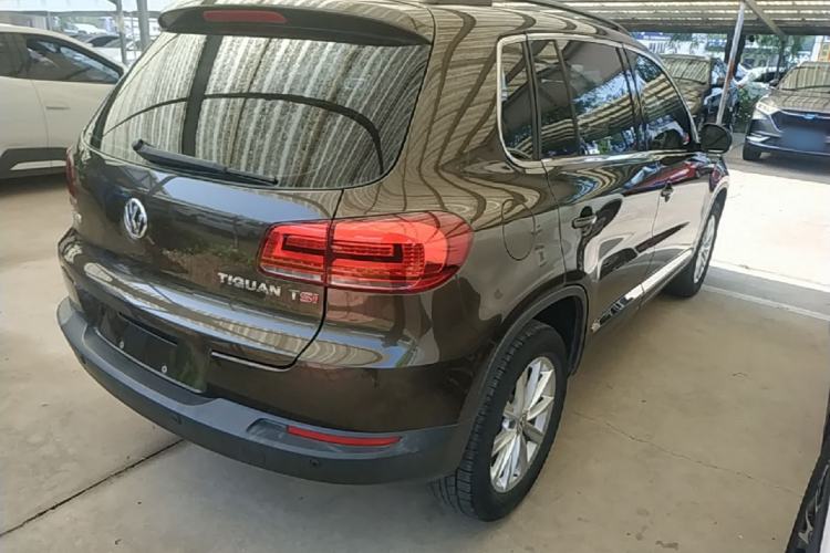 Used Volkswagen Tiguan 2015 1.8TSI Automatic Two-Wheel Drive Comfort Edition Rear Right 45 Deg