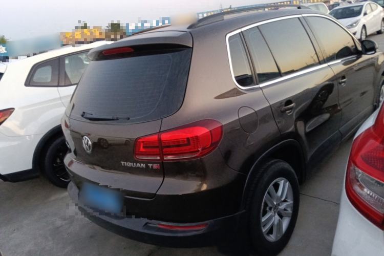 Used Volkswagen Tiguan 2015 1.8TSI Automatic Two-Wheel Drive Trend Edition Rear Right 45 Deg