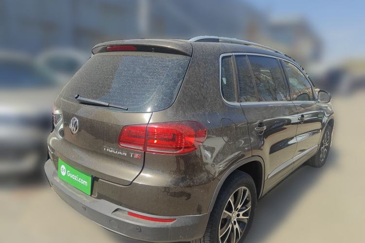 Used Volkswagen Tiguan 2015 1.8TSI Automatic Two-Wheel Drive Luxury Model Rear Right 45 Deg