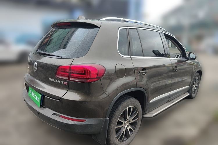 Used Volkswagen Tiguan 2015 1.8TSI Automatic Two-Wheel Drive Luxury Model Rear Right 45 Deg