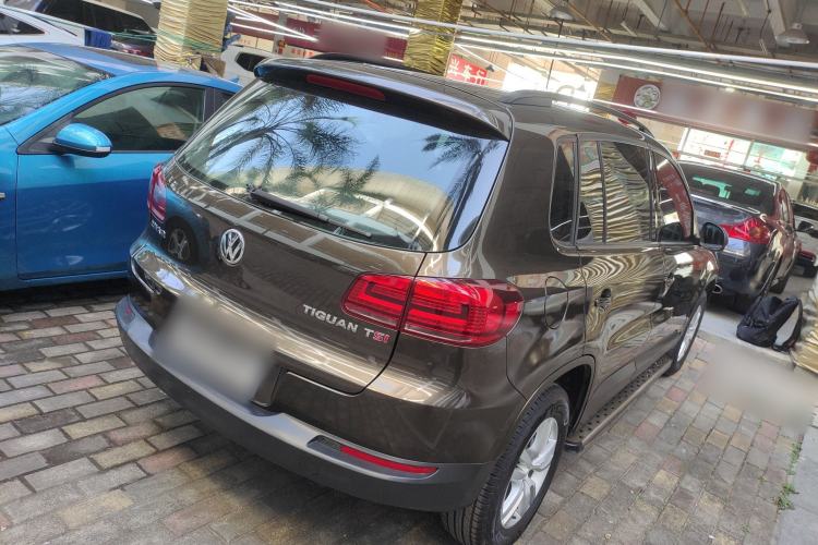 Used Volkswagen Tiguan 2015 1.8TSI Automatic Two-Wheel Drive Trend Edition Rear Right 45 Deg