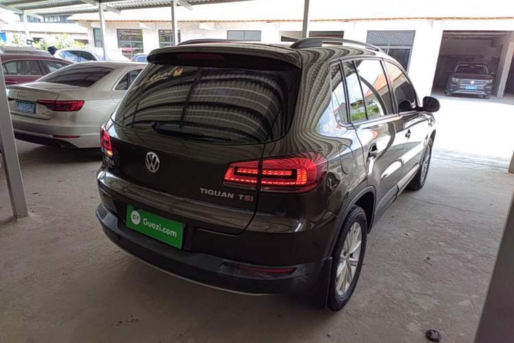 Used Volkswagen Tiguan 2015 1.8TSI Automatic Two-Wheel Drive Comfort Edition Rear Right 45 Deg