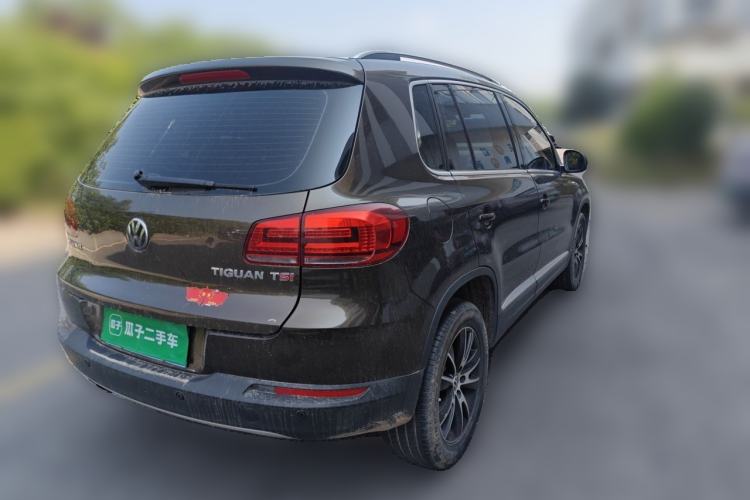 Used Volkswagen Tiguan 2015 1.8TSI Automatic Two-Wheel Drive Luxury Model Rear Right 45 Deg