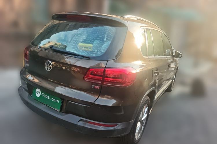 Used Volkswagen Tiguan 2015 1.8TSI Automatic Two-Wheel Drive Comfort Edition Rear Right 45 Deg