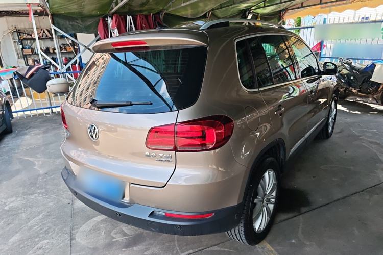 Used Volkswagen Tiguan 2015 2.0 TSI Comfort Edition Rear Right 45 Deg