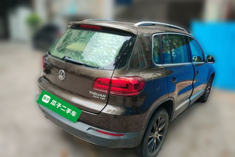 Used Volkswagen Tiguan 2015 1.8TSI Automatic Two-Wheel Drive Luxury Model Rear Right 45 Deg