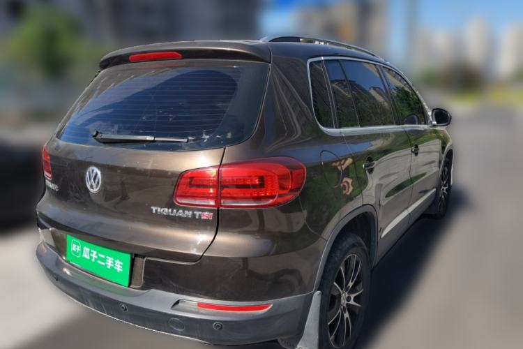 Used Volkswagen Tiguan 2015 1.8TSI Automatic Two-Wheel Drive Luxury Model Rear Right 45 Deg