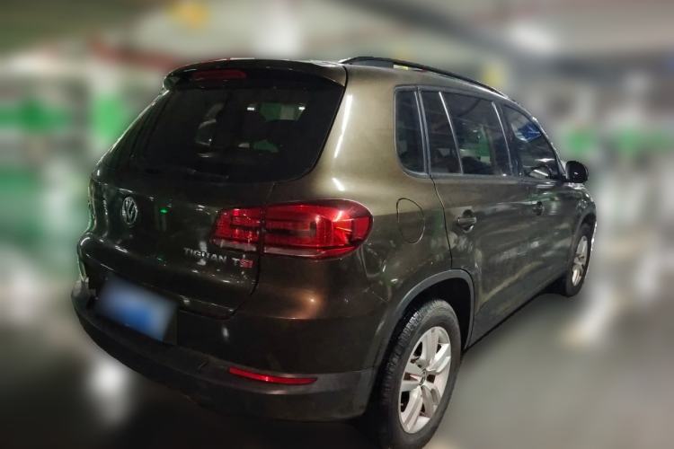 Used Volkswagen Tiguan 2015 1.8TSI Automatic Two-Wheel Drive Trend Edition Rear Right 45 Deg