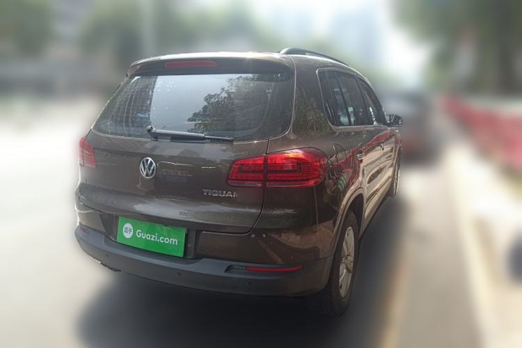 Used Volkswagen Tiguan 2015 1.8TSI Automatic Two-Wheel Drive Trend Edition Rear Right 45 Deg