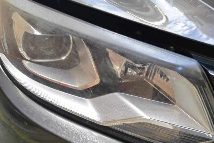 Used Volkswagen Tiguan 2015 1.8TSI Automatic Two-Wheel Drive Comfort Edition Right Front Headlight