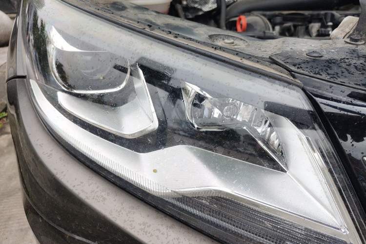 Used Volkswagen Tiguan 2015 1.8TSI Automatic Two-Wheel Drive Luxury Model Right Front Headlight