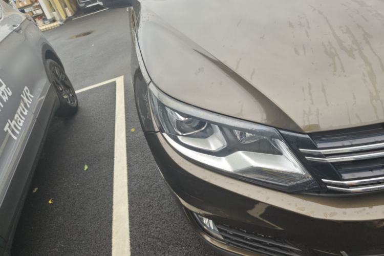 Used Volkswagen Tiguan 2015 1.8TSI Automatic Two-Wheel Drive Luxury Model Right Front Headlight