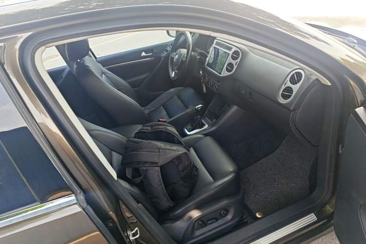 Used Volkswagen Tiguan 2015 1.8TSI Automatic Two-Wheel Drive Comfort Edition Right Front Seat