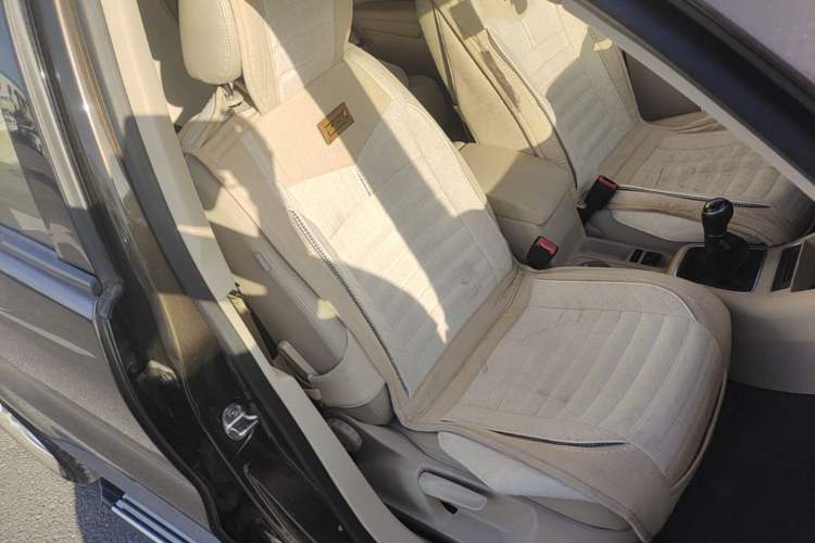 Used Volkswagen Tiguan 2015 1.8TSI Manual Two-Wheel Drive Fashion Edition Right Front Seat