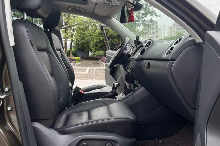 Used Volkswagen Tiguan 2015 1.8TSI Automatic Two-Wheel Drive Comfort Edition Right Front Seat