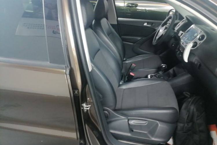 Used Volkswagen Tiguan 2015 1.8TSI Automatic Two-Wheel Drive Trend Edition Right Front Seat