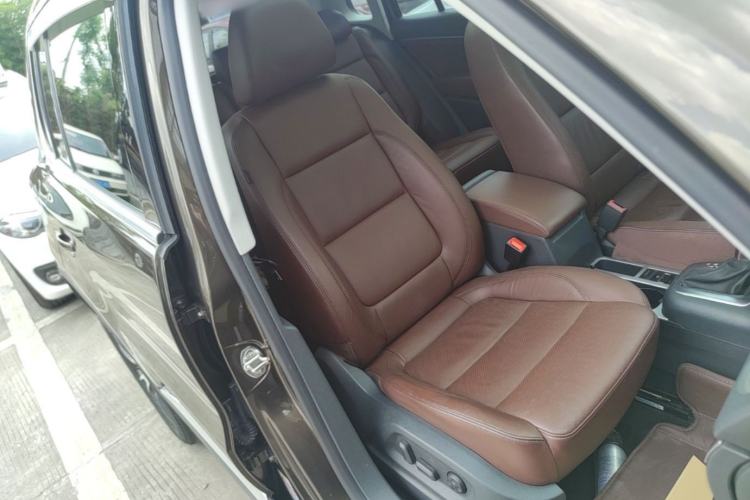 Used Volkswagen Tiguan 2015 1.8TSI Automatic Two-Wheel Drive Luxury Model Right Front Seat