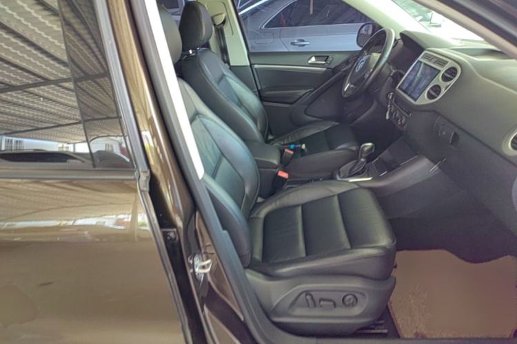 Used Volkswagen Tiguan 2015 1.8TSI Automatic Two-Wheel Drive Comfort Edition Right Front Seat