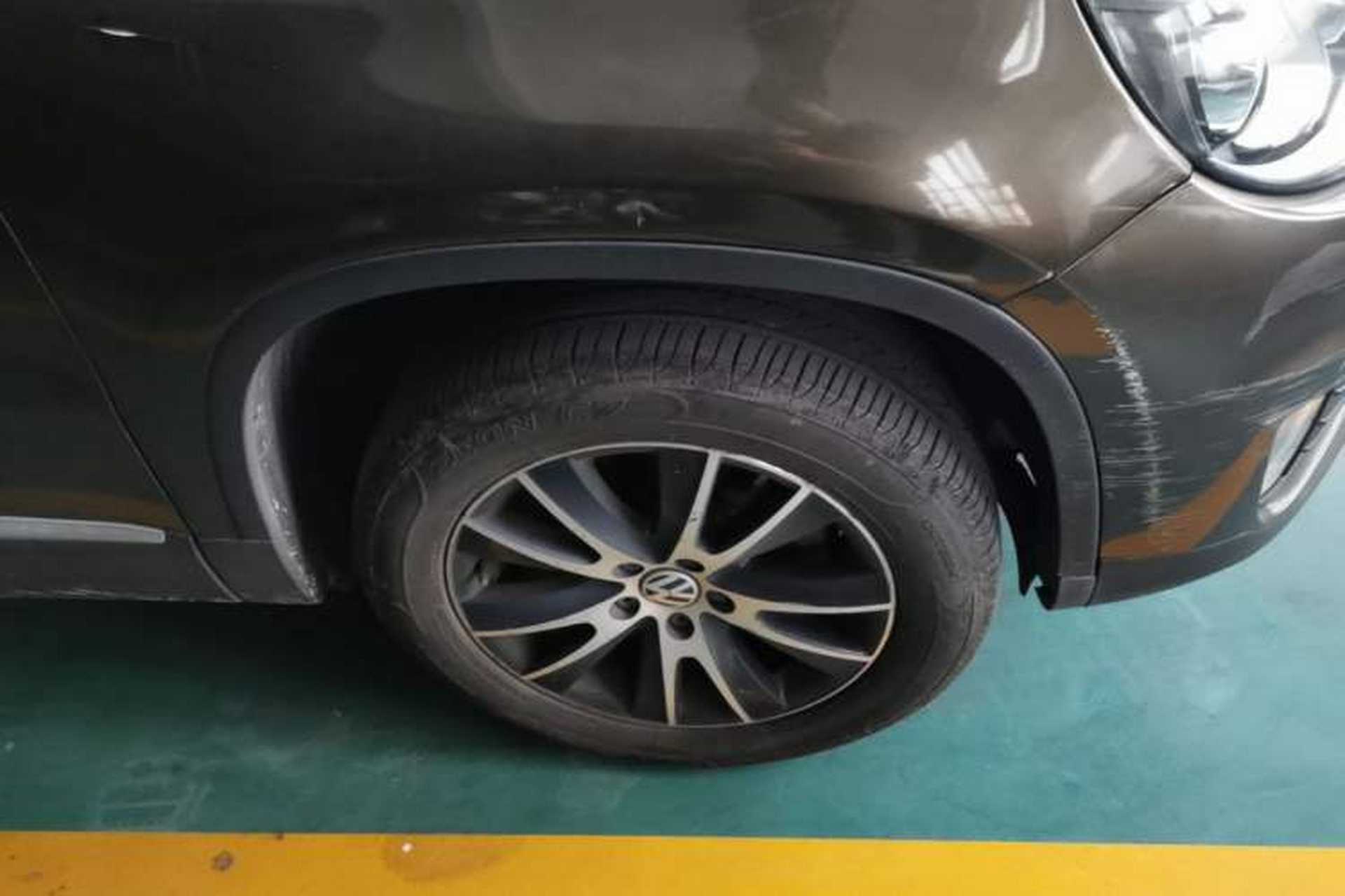 Used Volkswagen Tiguan 2015 1.8TSI Automatic Two-Wheel Drive Luxury Model Right Front Wheel Hub