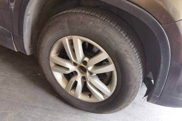 Used Volkswagen Tiguan 2015 1.8TSI Automatic Two-Wheel Drive Trend Edition Right Front Wheel Hub