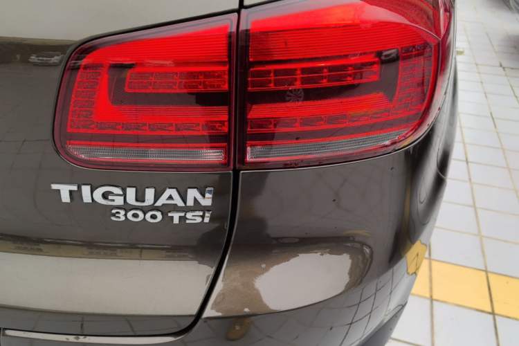 Used Volkswagen Tiguan 2015 1.8TSI Automatic Two-Wheel Drive Trend Edition Right Rear Taillight