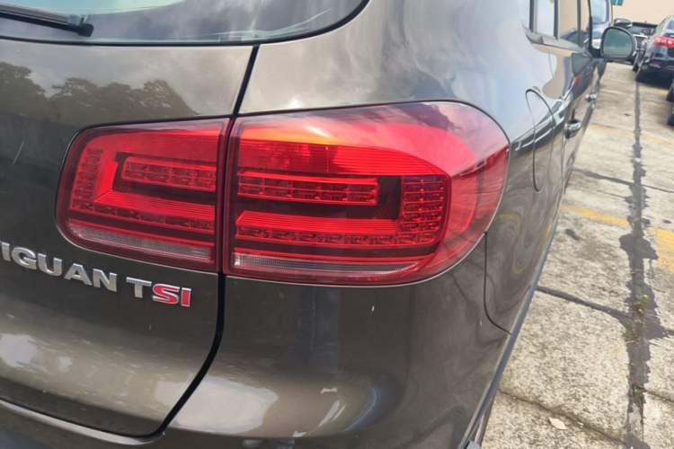 Used Volkswagen Tiguan 2015 1.8TSI Automatic Two-Wheel Drive Trend Edition Right Rear Taillight