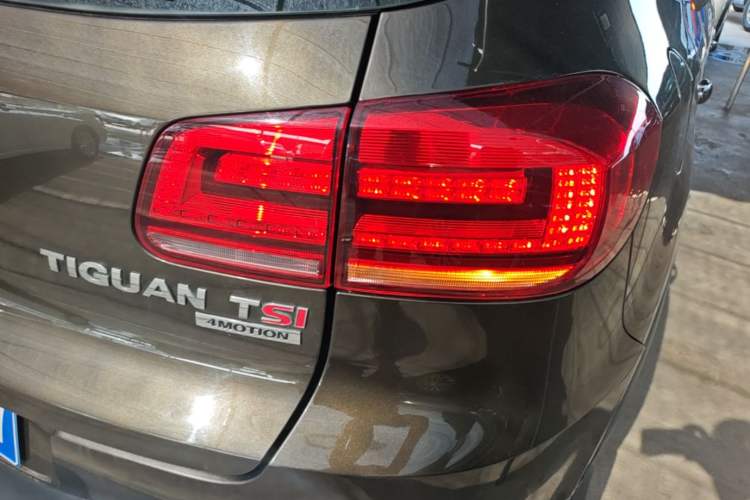 Used Volkswagen Tiguan 2015 1.8TSI Automatic Two-Wheel Drive Comfort Edition Right Rear Taillight