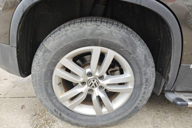 Used Volkswagen Tiguan 2015 1.8TSI Automatic Two-Wheel Drive Trend Edition Right Rear Wheel Hub
