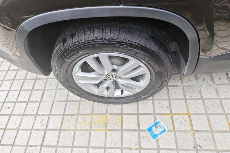 Used Volkswagen Tiguan 2015 1.8TSI Automatic Two-Wheel Drive Trend Edition Right Rear Wheel Hub