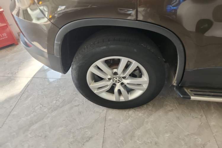 Used Volkswagen Tiguan 2015 1.8TSI Automatic Two-Wheel Drive Trend Edition Right Rear Wheel Hub