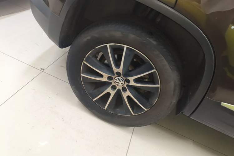 Used Volkswagen Tiguan 2015 1.8TSI Automatic Two-Wheel Drive Luxury Model Right Rear Wheel Hub